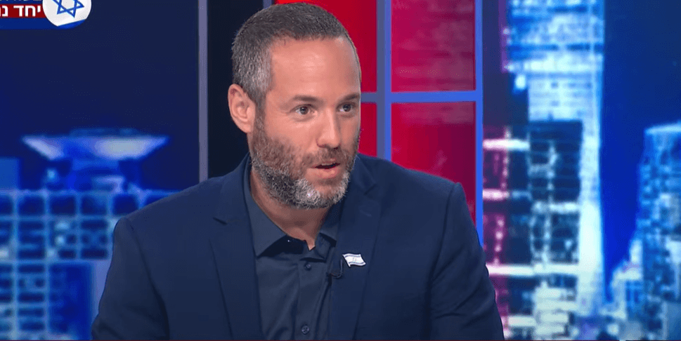 זמרי על השמאל: האנשים האלה עיצבו פה פעם תודעה לבד, נגמר