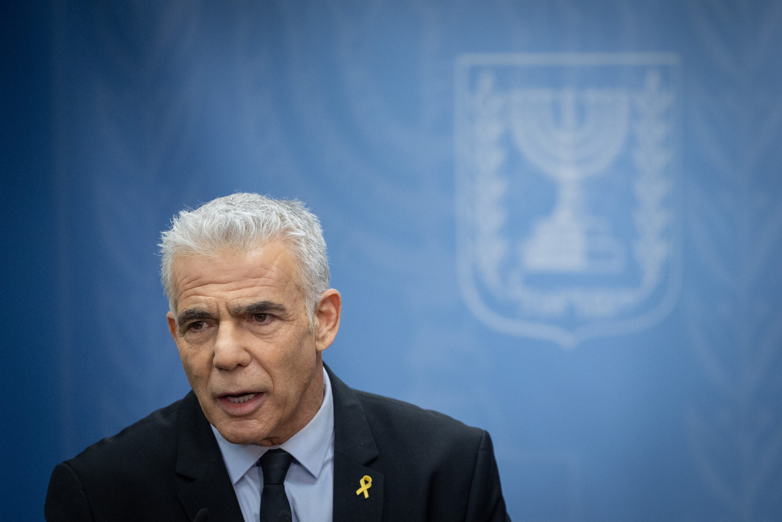 ברקע המלחמה בצפון: לפיד יגיע לעדכון ביטחוני אצל רה"מ