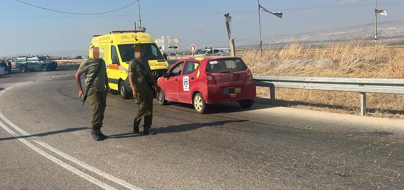 הפיגוע בצומת מחולה | צילום: תיעוד מבצעי מד"א