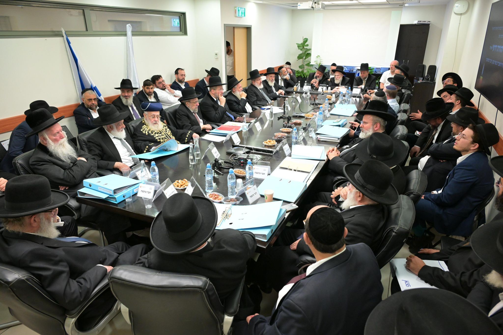 היום: הבחירות לרבנות הראשית יוצאות לדרך – כל מה שצריך לדעת