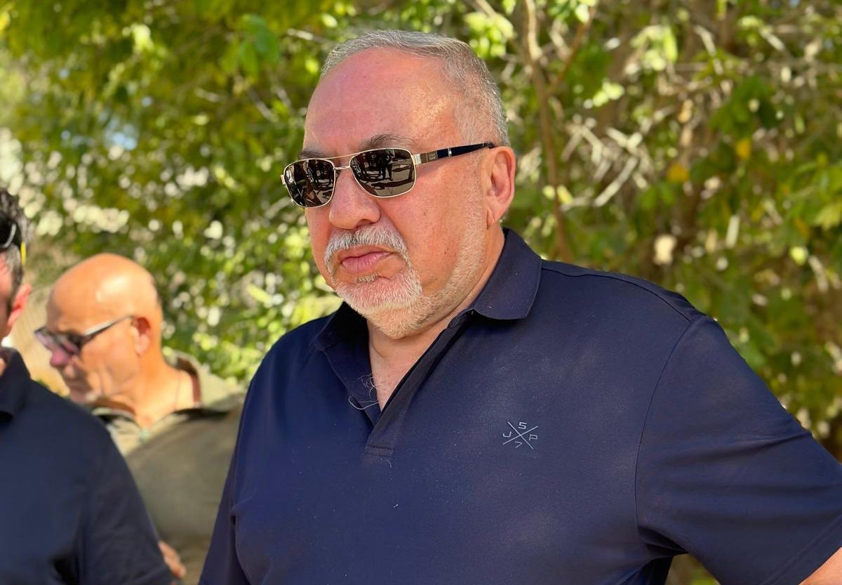 בצל הפרסום על תגובה איראנית: ליברמן קורא למתקפת מנע עוצמתית