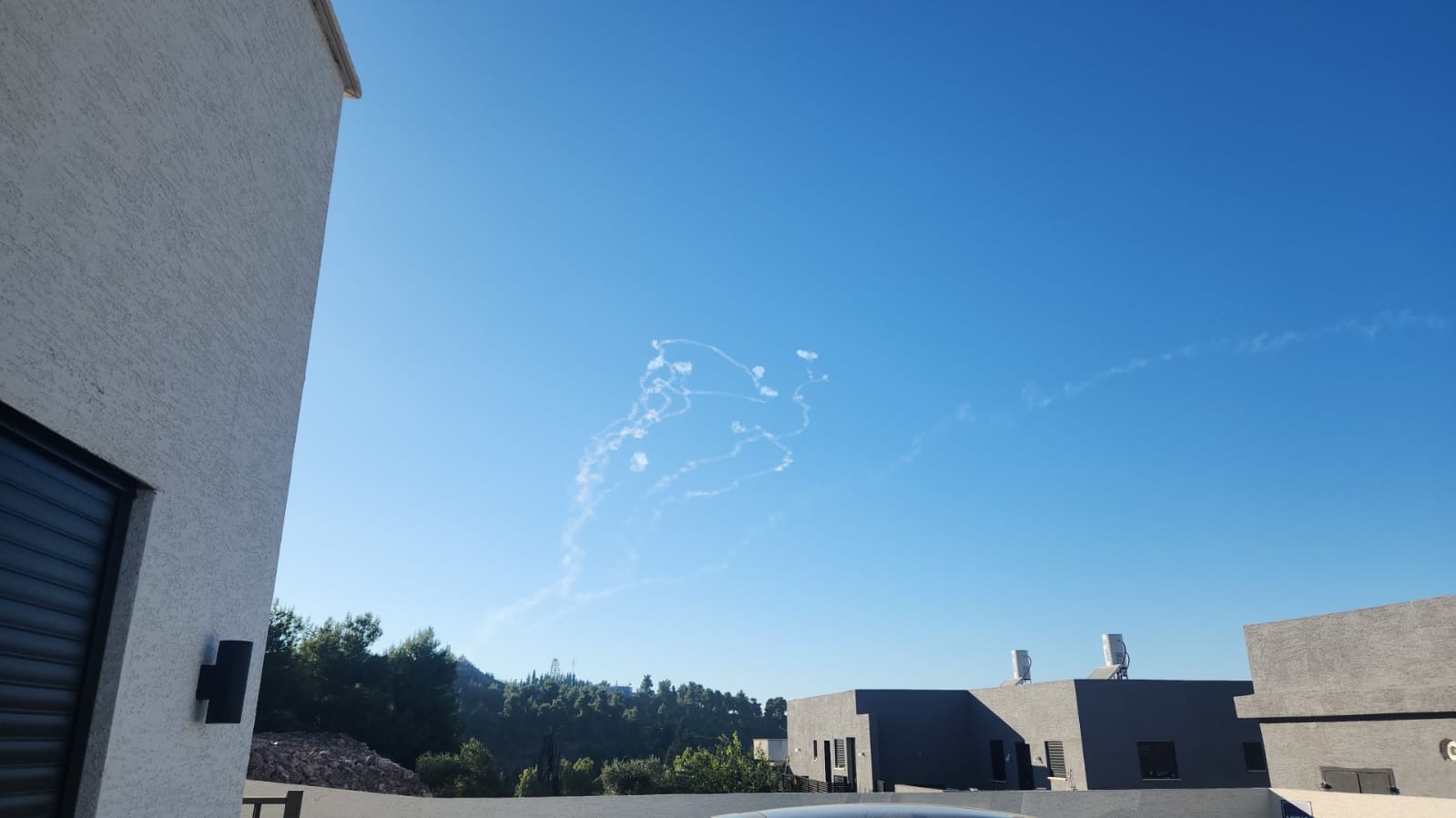 המטח לצפון: כ-35 שיגורים זוהו בשעה האחרונה
