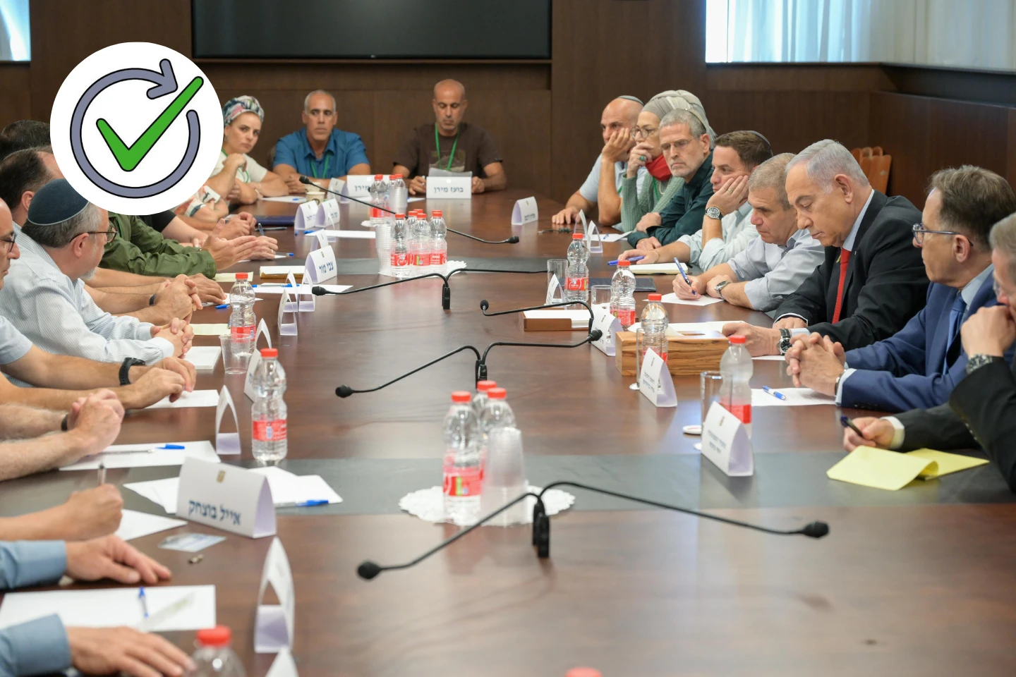 ההכפשה של משפחות חטופים מפורום "תקווה" נמשכת