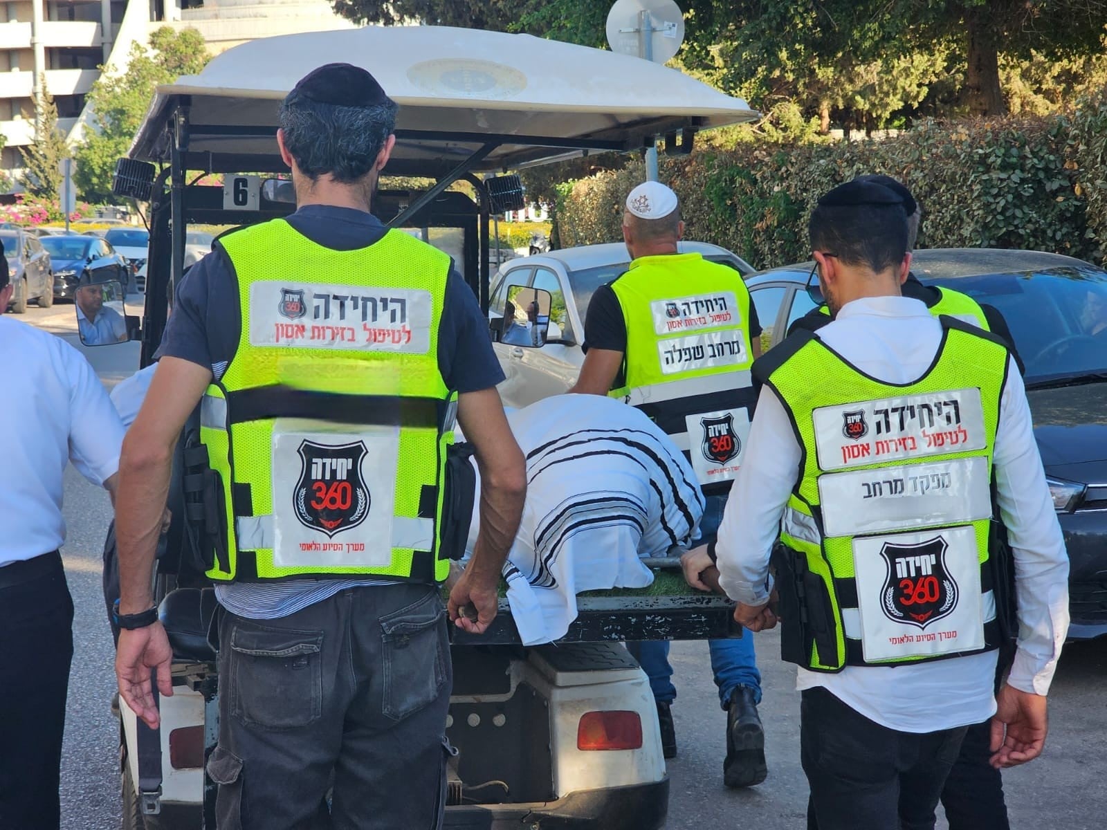במבצע חוצה יבשות: גר הצדק נקבר בקבר ישראל