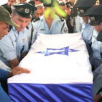 11 חודשים לאחר ששכל את בתו בטבח, רוני שקורי הובא למנוחות