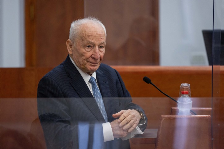 ח"כ סעדה מאשים: היועץ המשפטי לשעבר שיקר לשופטים