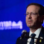 מלך הולנד לנשיא הרצוג: אכזבנו אתכם בשואה – וגם הלילה שוב