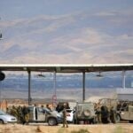 שלושה בני אדם נרצחו בפיגוע במעבר אלנבי, המחבל חוסל