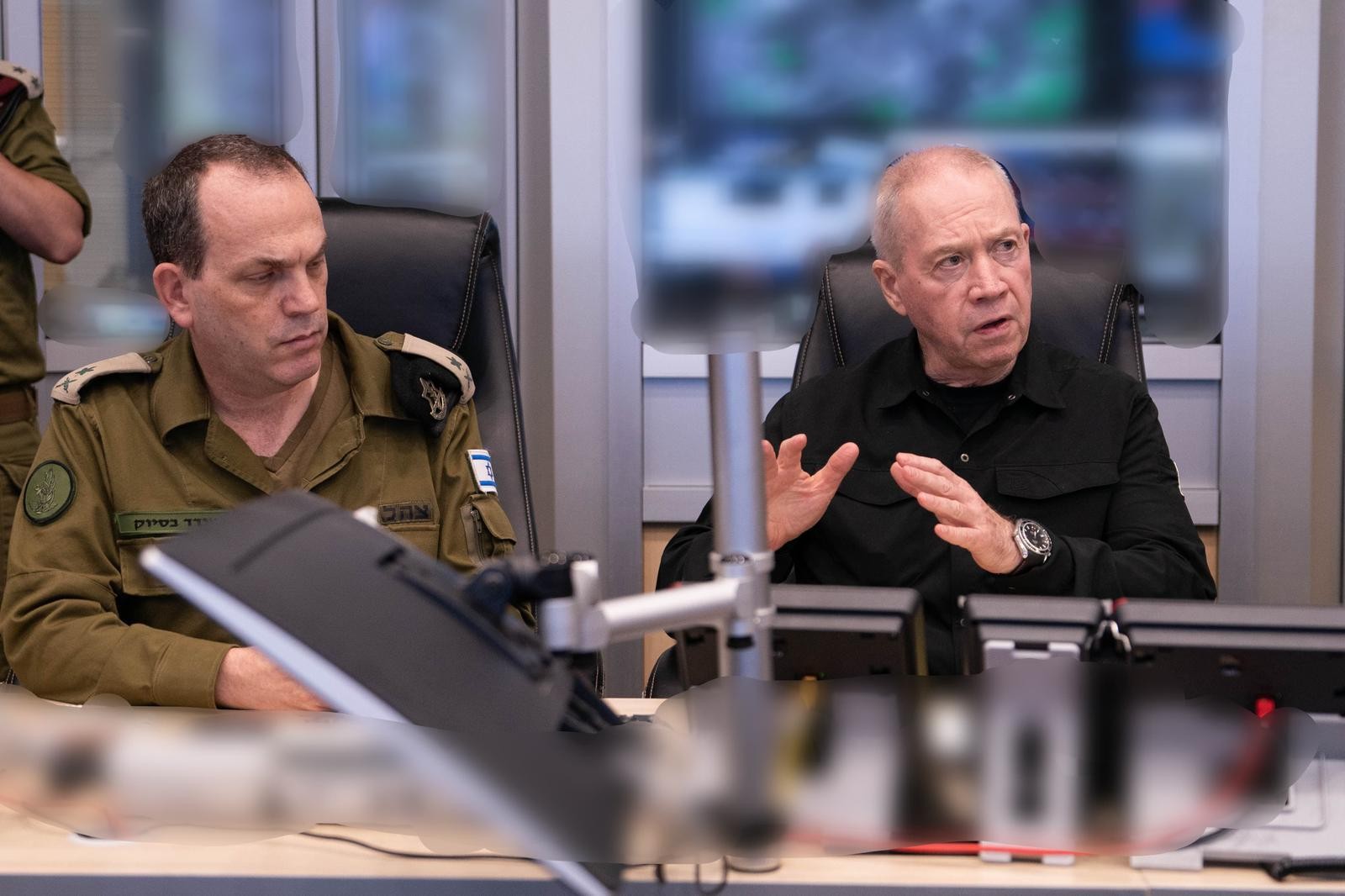 גלנט ל-CNN: לא פוסלים תקיפה ישראלית במתקני הגרעין באיראן