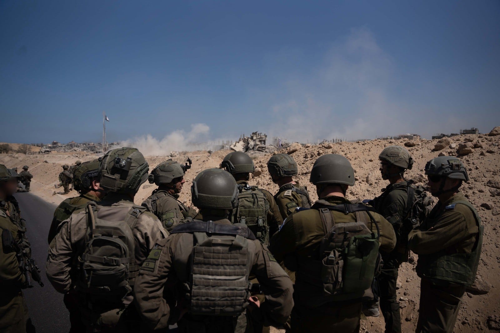 מפקד חיל האוויר אלוף תומר בר בזירת נפילת המסוק | צילום: דובר צה"ל