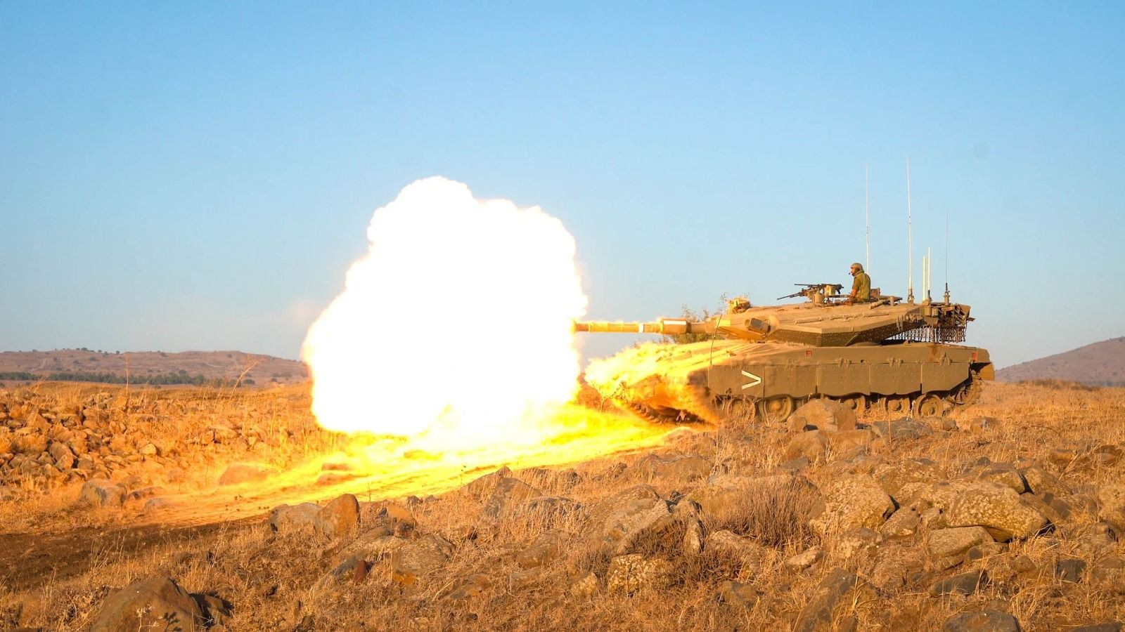 ברקע תחילת התמרון: תפילה לשלום חיילי צה"ל בפטריוטים | צפו