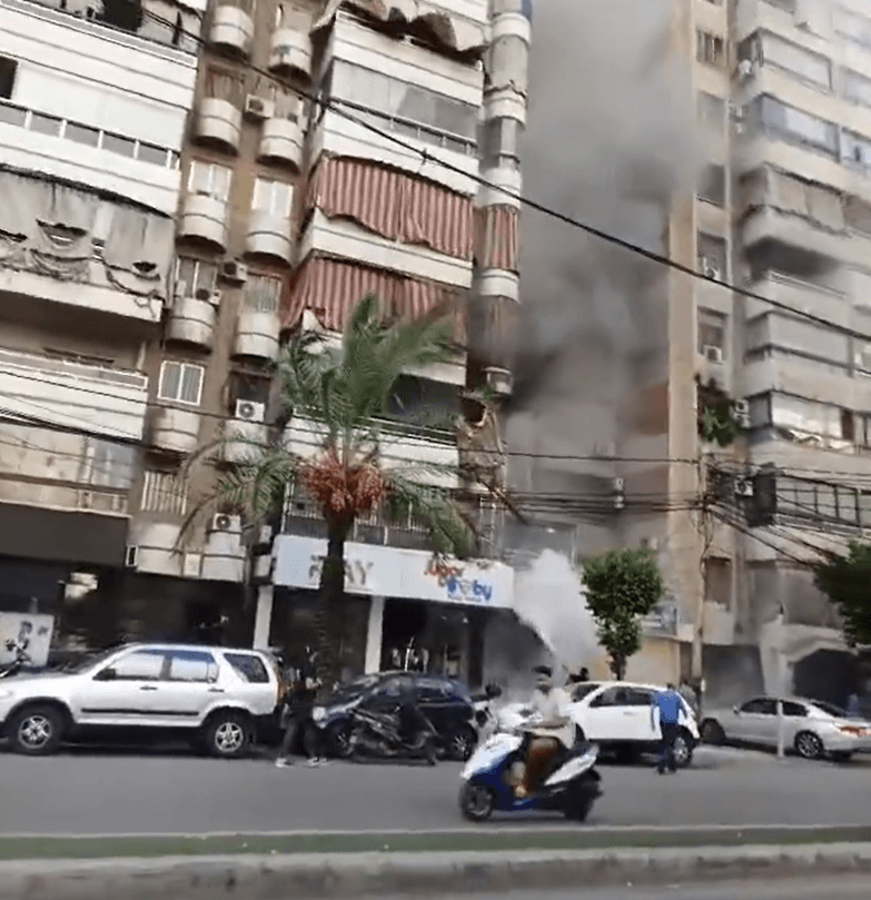 בבריטניה מפרגנים: "אומה קטנה מובילה את המלחמה נגד הברברים"