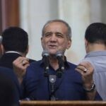 מפחדים מהסנקציות? נשיא איראן מוכן ל"דיאלוג" מול ממשל טראמפ