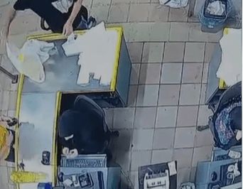 המחבל מקבל התראה בביפר, והמכשיר מתפוצץ בפניו | תיעוד מלבנון