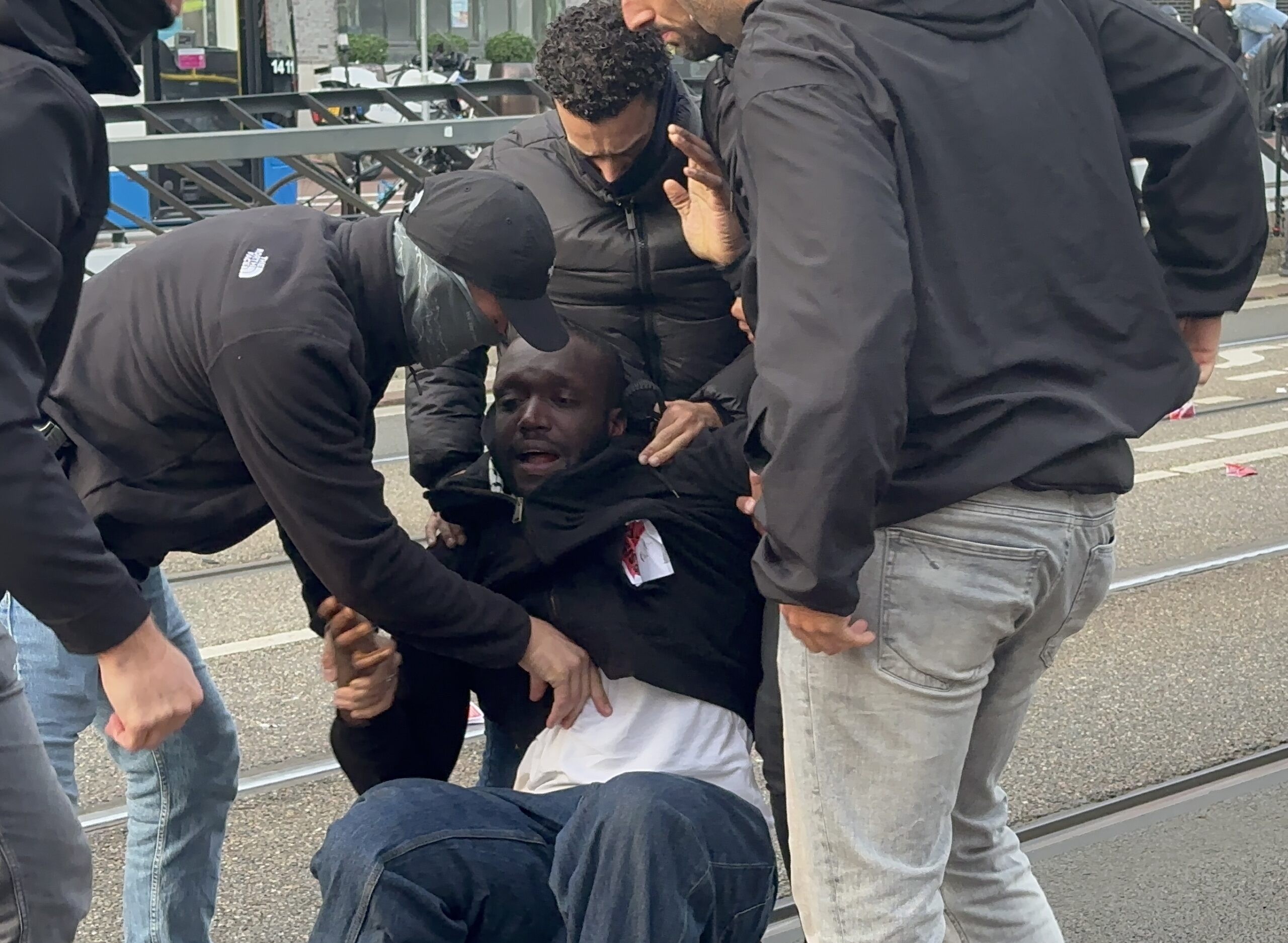 פרעות אמסטרדם: גופי הביטחון יחקרו את ההתראות שקדמו לפוגרום