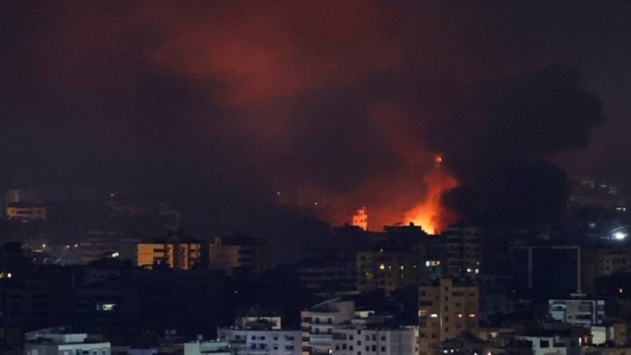 צה"ל תקף בסיס מרכזי של היחידה הימית של חיזבאללה בביירות