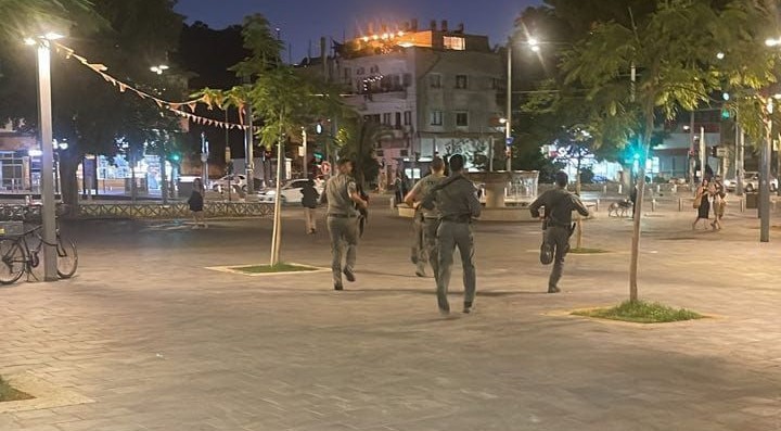 פיגוע ירי ביפו: עשרה נפגעים במקום, חלקם באורח קשה