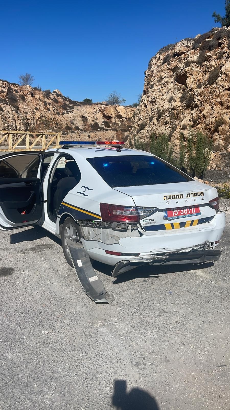 ניסיון פיגוע בעפרה: מחבל התנגח ברכב משטרתי - ונהרג במקום