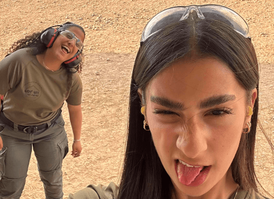 "אני הילדה הכי שמחה שתפגשו": הפוסט המצמרר של הלוחמת שנפלה