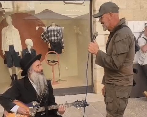 צילום מסך מתוך חשבון הטיקטוק של kobi the show