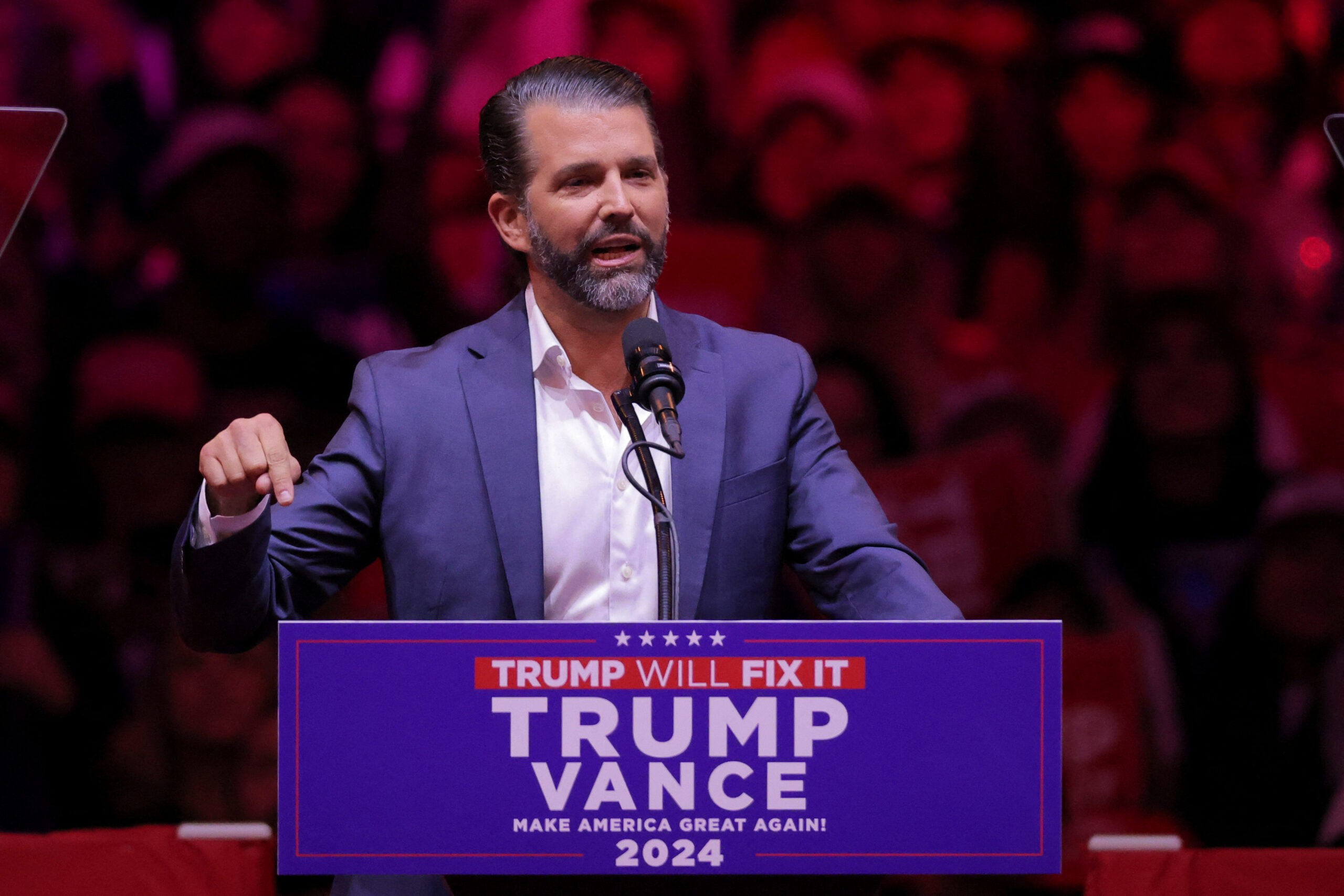 טראמפ ג'וניור: "התעשייה הביטחונית רוצה מלחמת עולם שלישית"