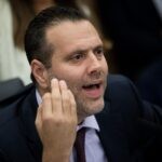 השר זוהר נגד "עצומת האמנים": "מבזים את הנופלים, מכתב הזוי"