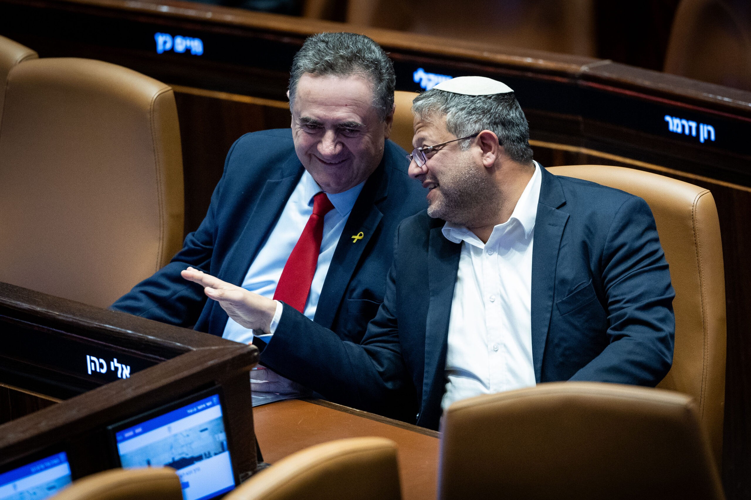 בן גביר מגיב להחלטה של כ"ץ: "יש שר ביטחון בירושלים"