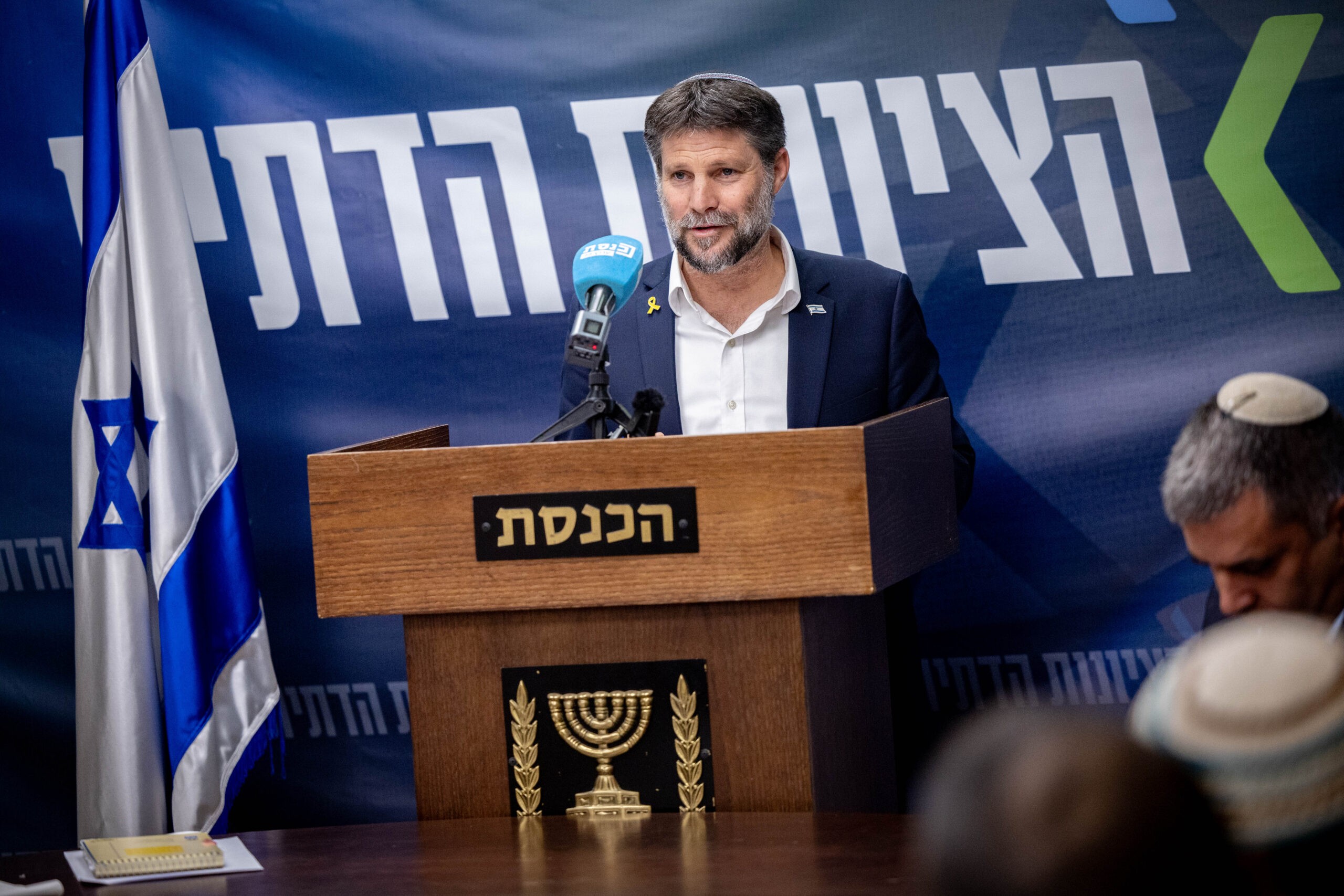 סמוטריץ' קורא לנתניהו: להביא את תוכנית טראמפ לאישור הקבינט