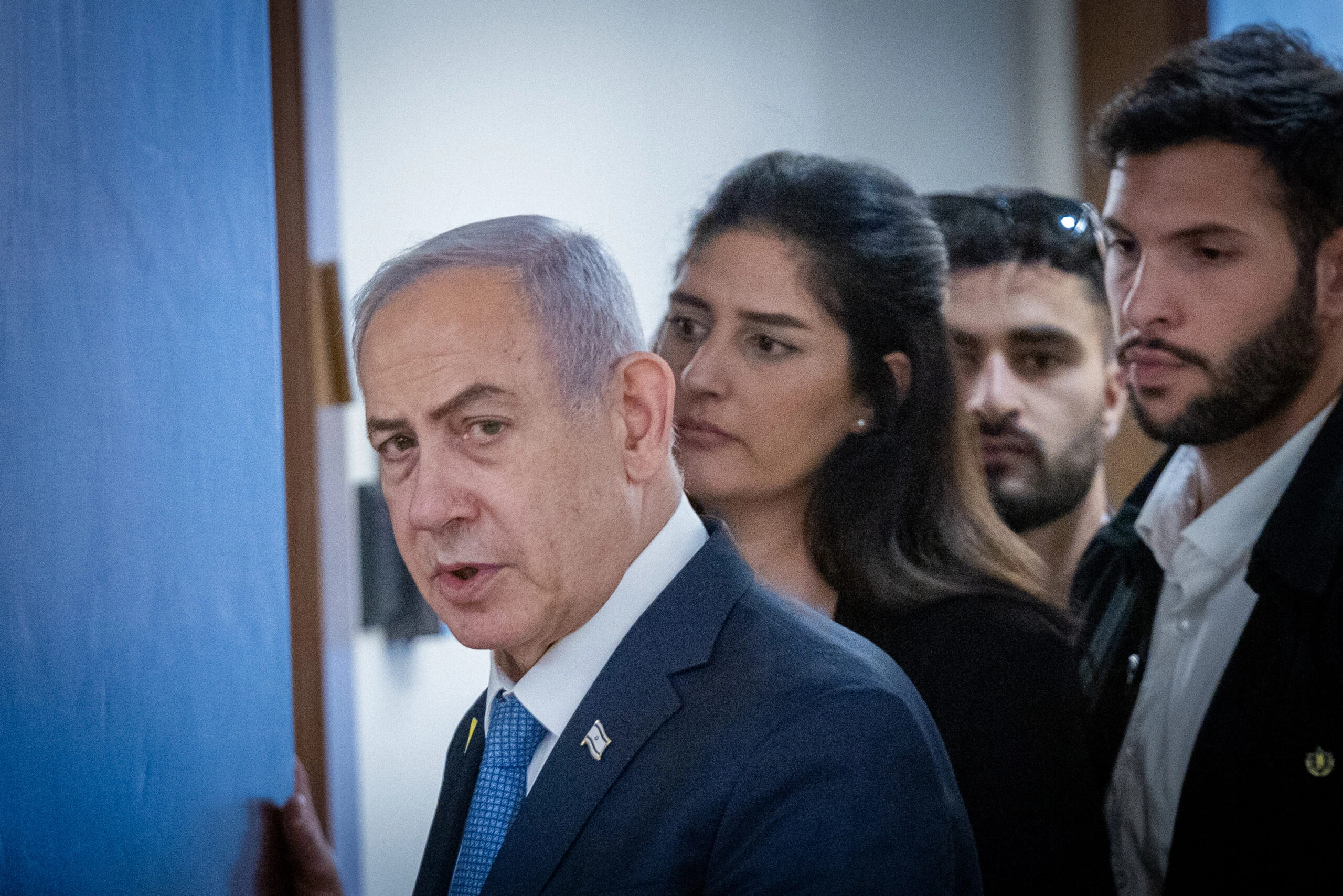 רה"מ נתניהו מבקש מבית המשפט לדחות את תחילת עדותו ב-15 יום