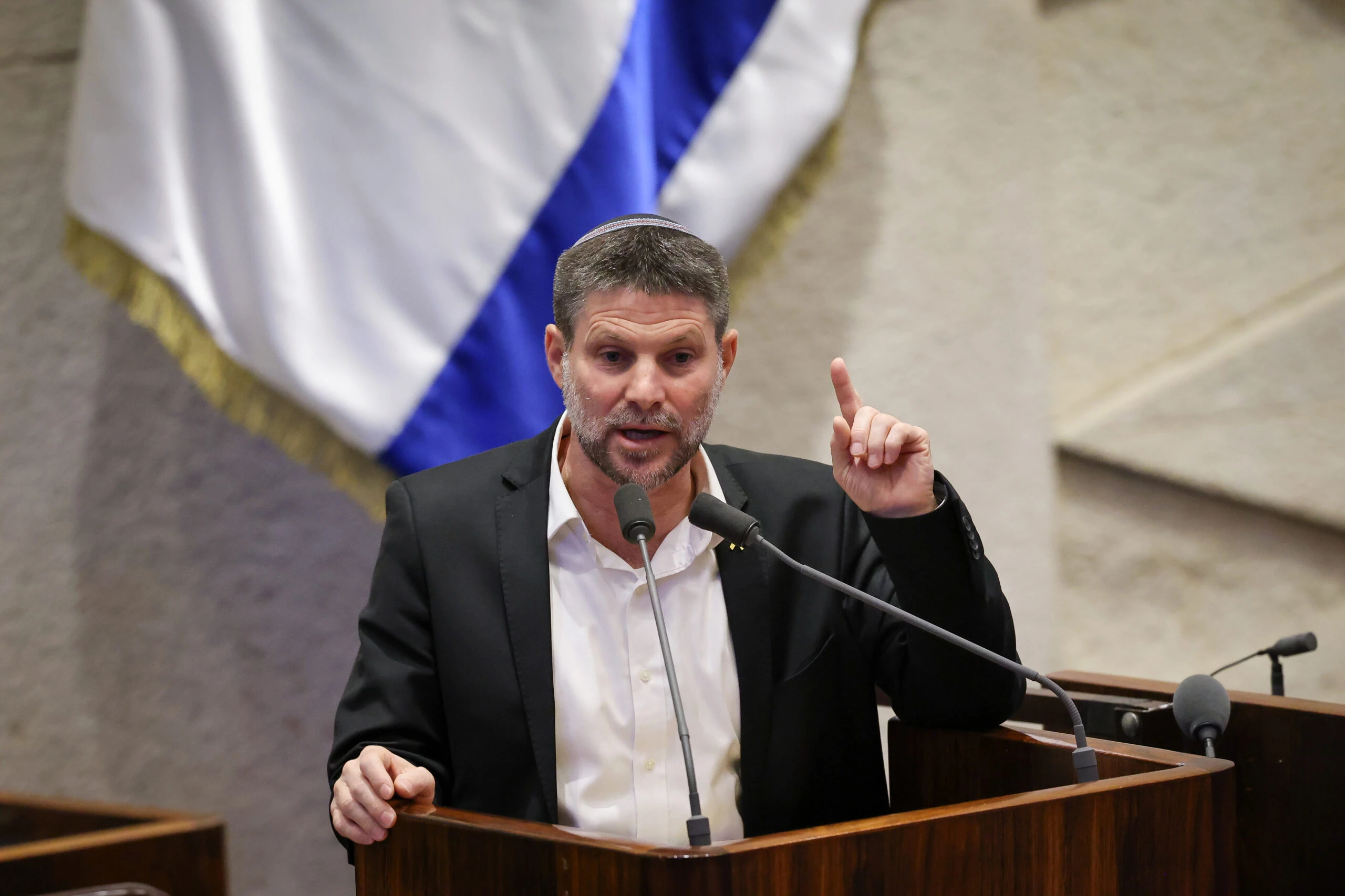 סמוטריץ' על מתווה הפשרה: "מסע בן אלף מיילים מתחיל בצעד קטן"