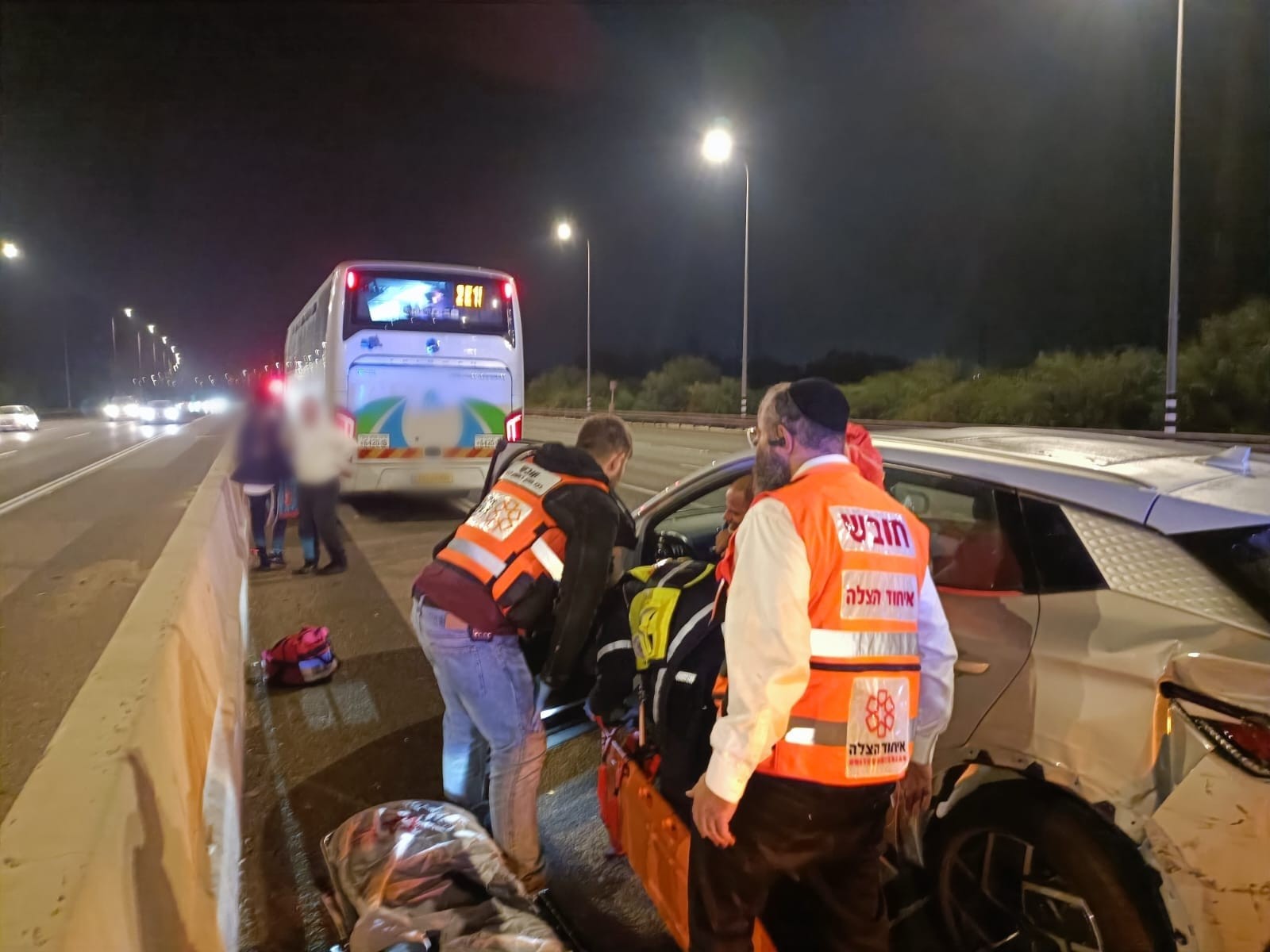 2 פצועים בינוני בתאונות דרכים בראשון לציון ובכביש 4
