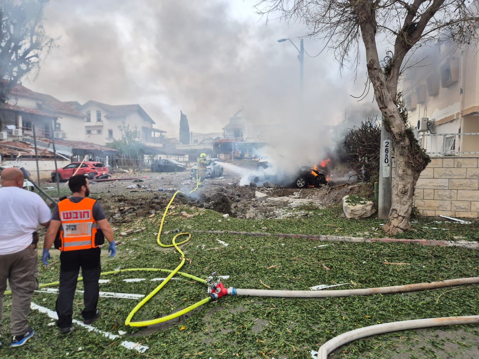 מטחים בלתי פוסקים: שיגורים לגוש דן, ירי גם לחיפה ונהריה