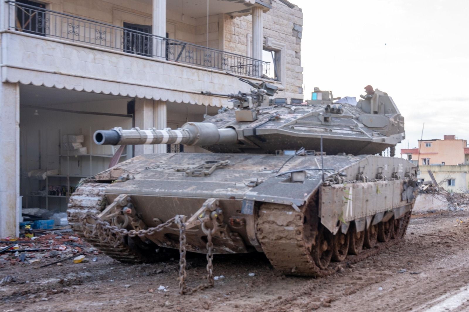 צה"ל תקף עשרות מפקדות של המועצה המבצעת של חיזבאללה