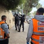 השוטרים הצליחו ללכוד את החשוד שירה לעברם, צעירה נפצעה קשה