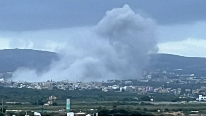 הדאחייה שוב בוערת: בניינים קורסים בתקיפות צה"ל | תיעוד