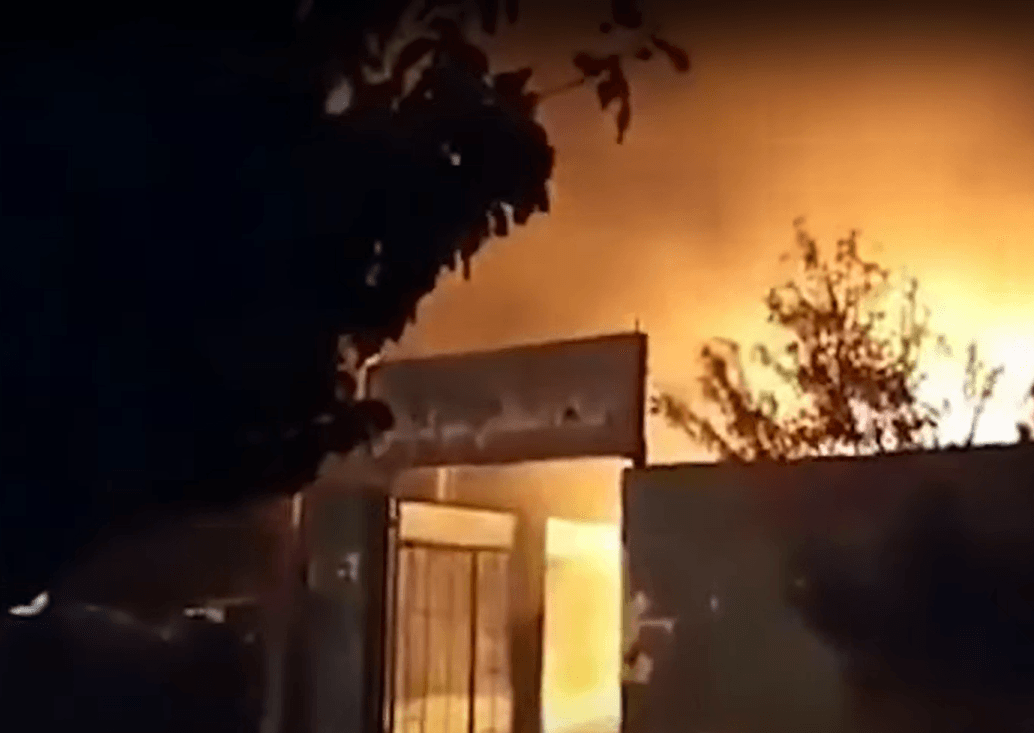 תחילת המרד? מהומות וזעם נגד המשטר ברחובות איראן | תיעוד