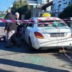 נהריה תחת אש: תיעוד המונית שנפגעה מרסיסים במטח האחרון