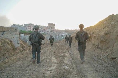 במספר מרחבים ברצועה: כוחותינו ירו לעבר חשודים שהיוו איום