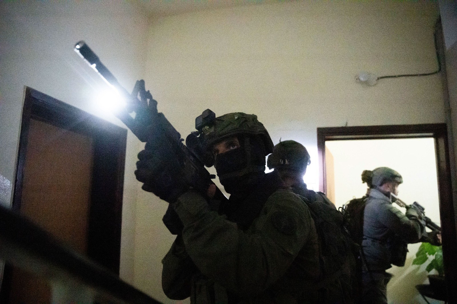 צה"ל פעל הלילה בבית המחבל שביצע את הפיגוע בצומת אל פאוור