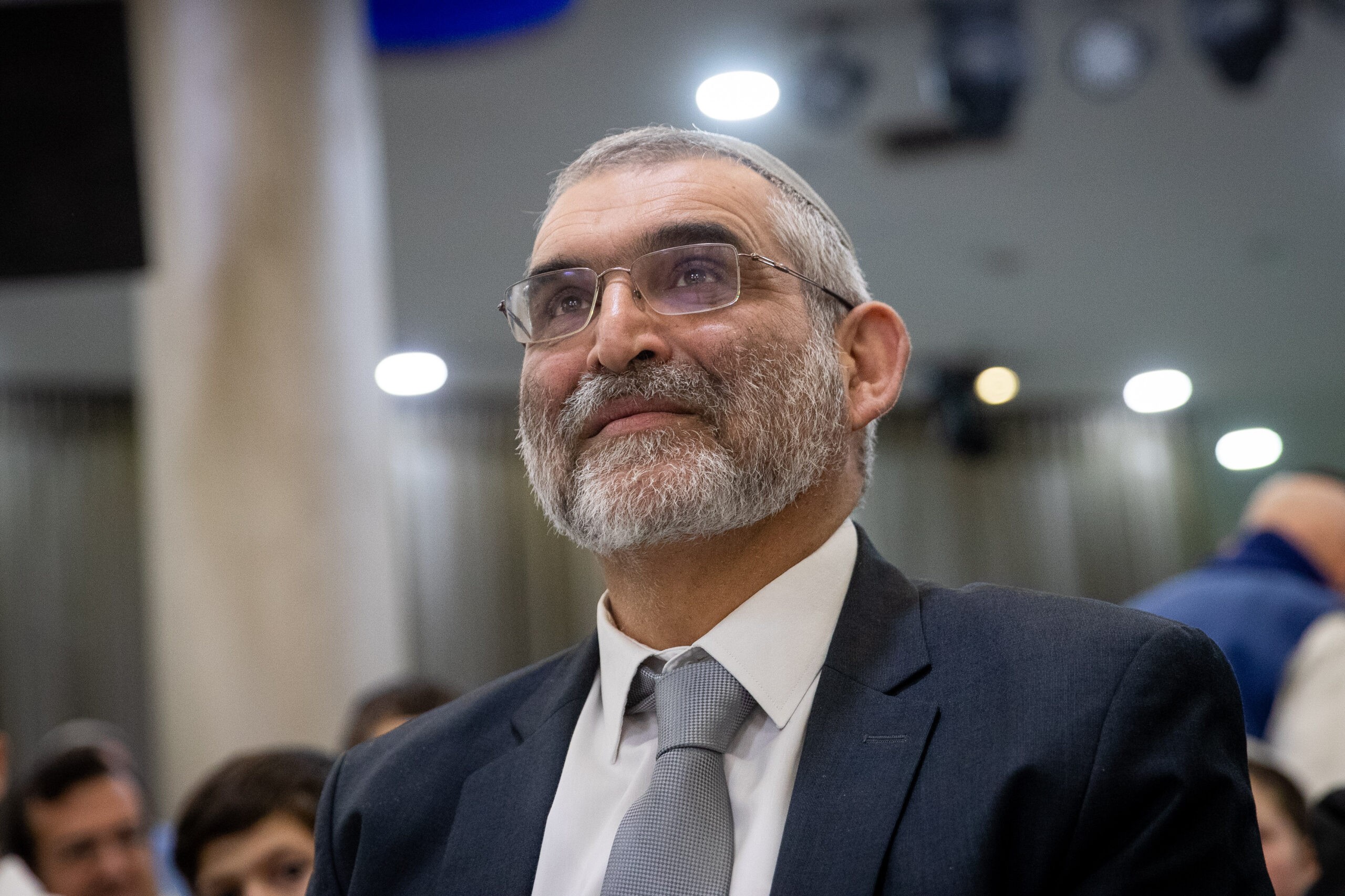 "חיה פצועה": מיכאל בן ארי חושף - זו הסכנה שאורבת לישראל
