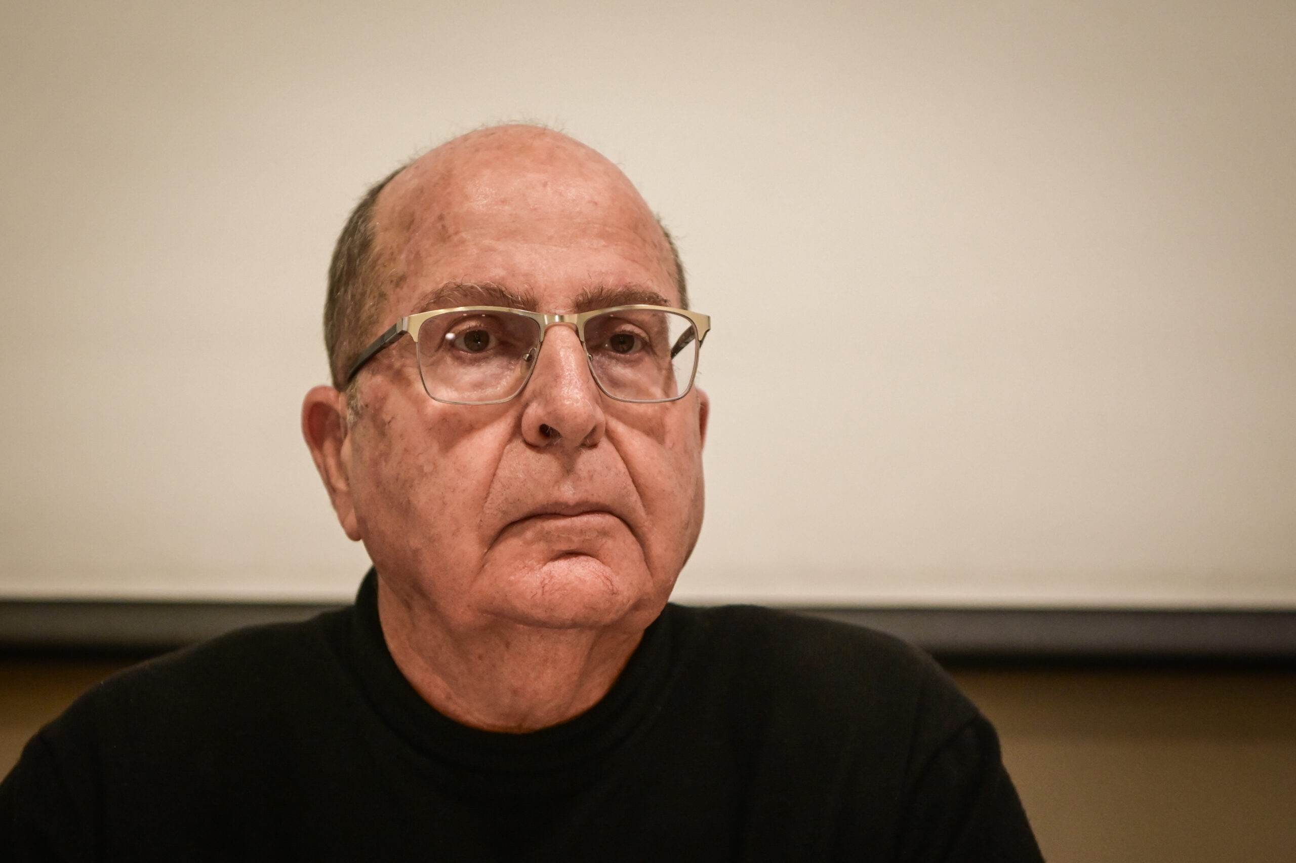 בעקבות דבריו: הוגשה תלונה במשטרה נגד בוגי יעלון