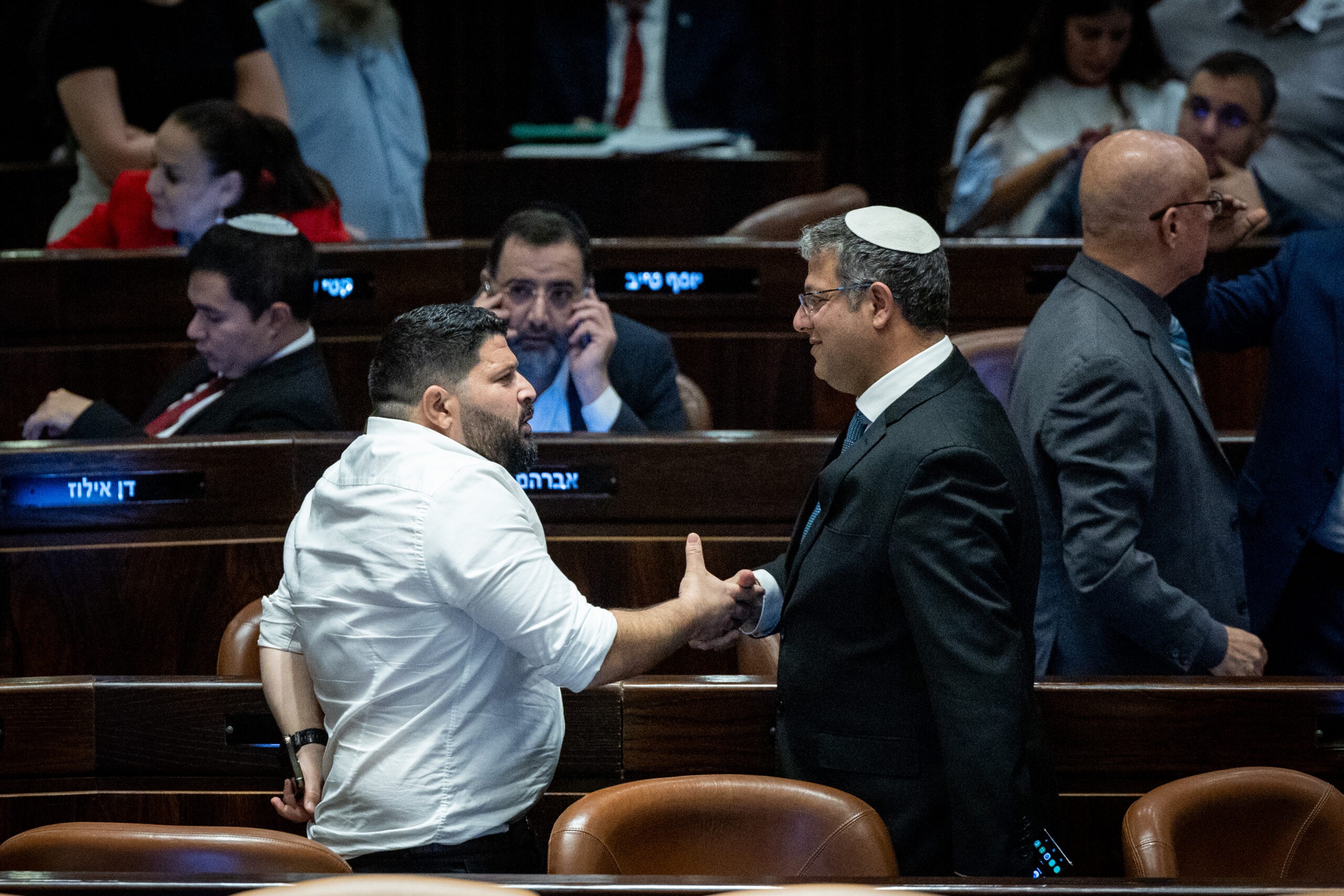 בן גביר דורש להחליף את אלמוג כהן בוועדת העבודה