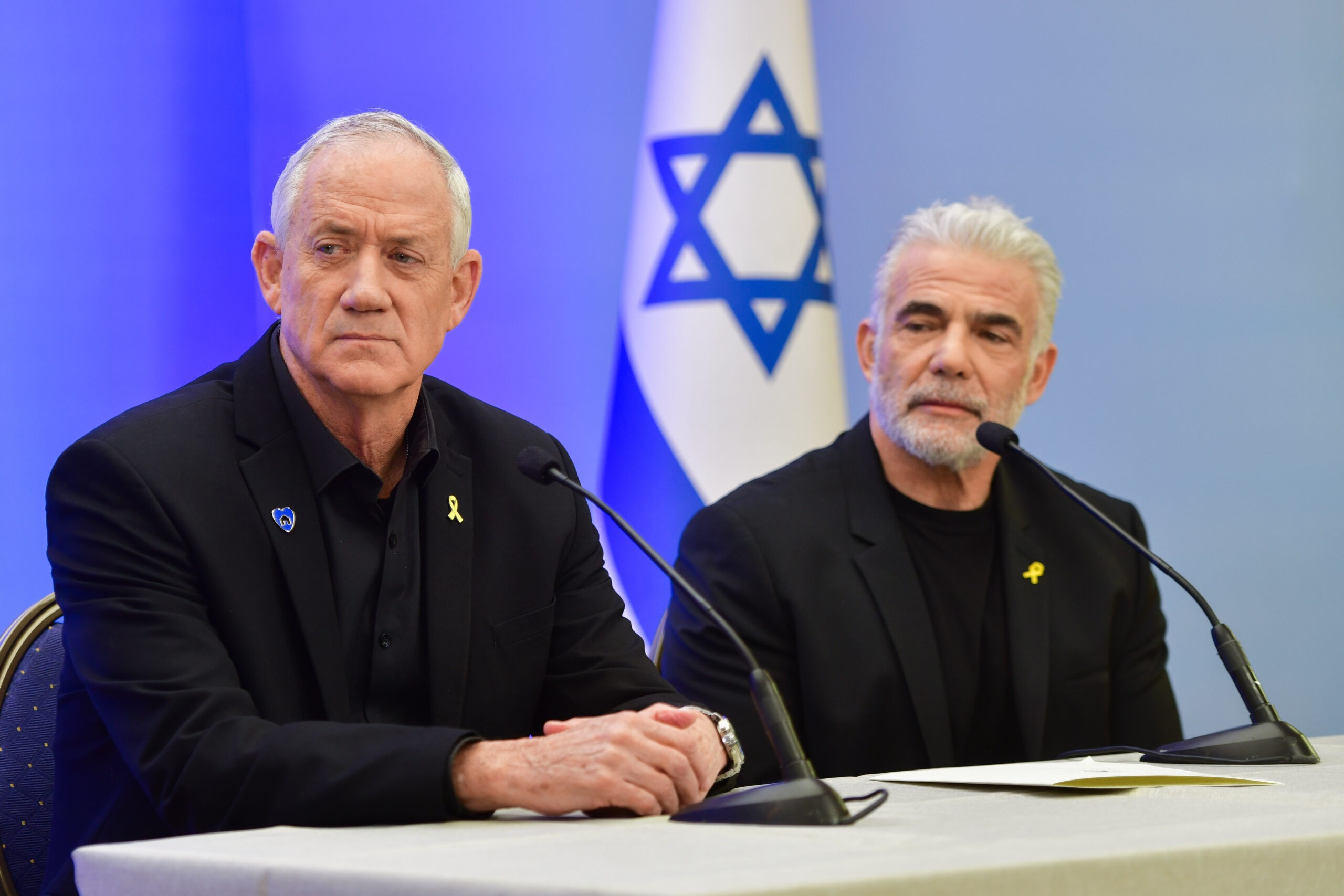 גוש הימין מתחזק, הדמוקרטים מטפסים – וגנץ ולפיד מאבדים גובה