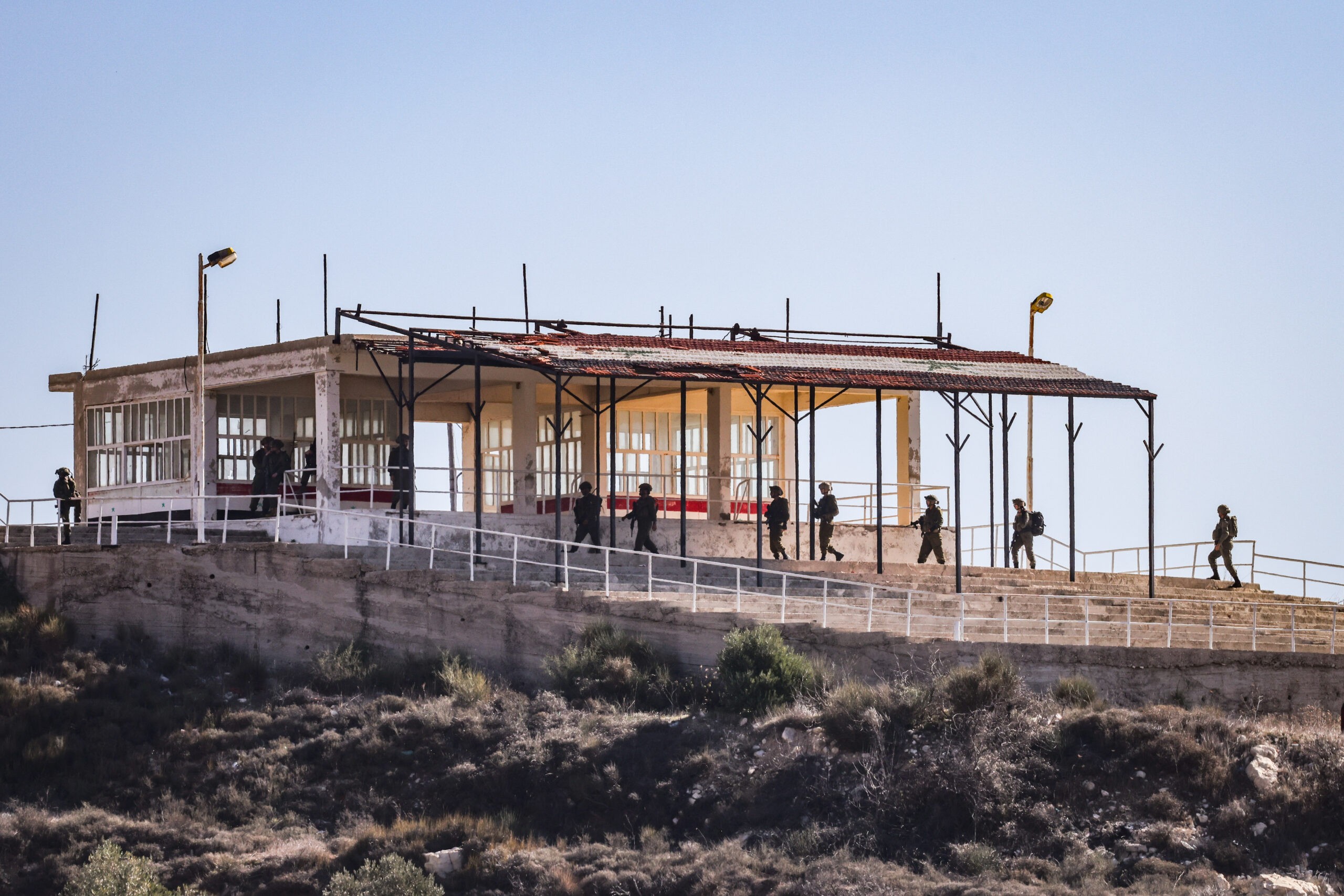 דיווח ערבי: צה"ל השתלט על נקודות המשקיפות על דמשק