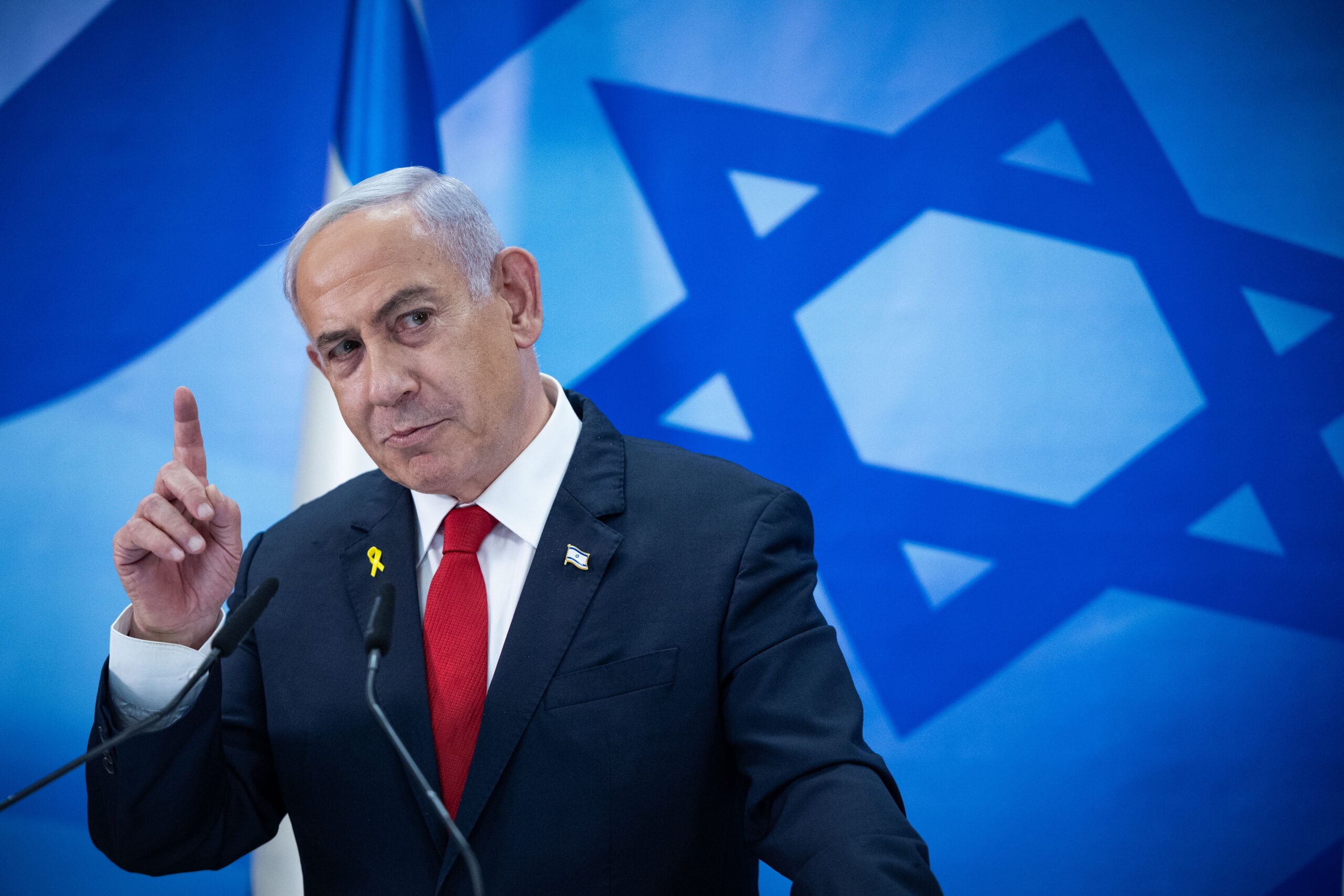 הקמפיין המתוזמר נגד נתניהו - בפרשה שבה רב הנסתר על הגלוי