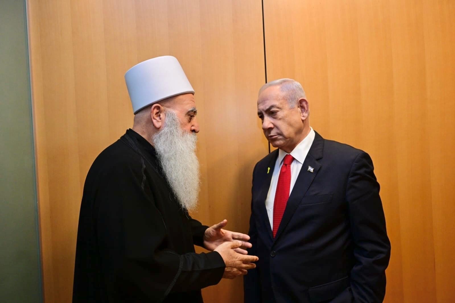 בצל החשש לדרוזים בסוריה: נתניהו נפגש עם מנהיג העדה בישראל