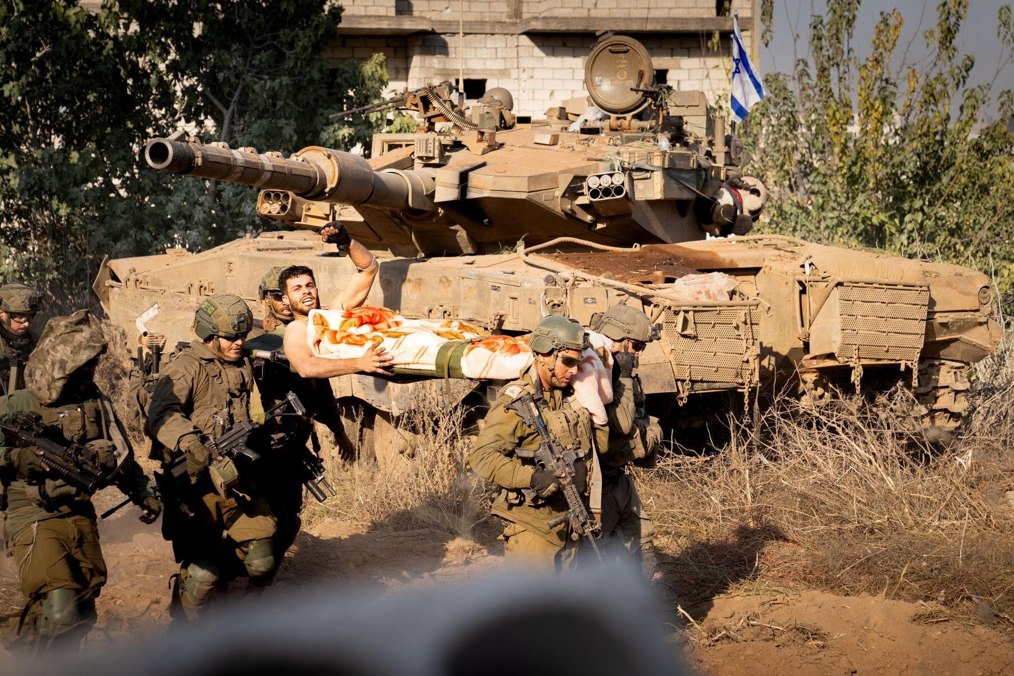 "הגענו לפנות פצועים - וכדור פגע בי": תמונת הניצחון מהקרב