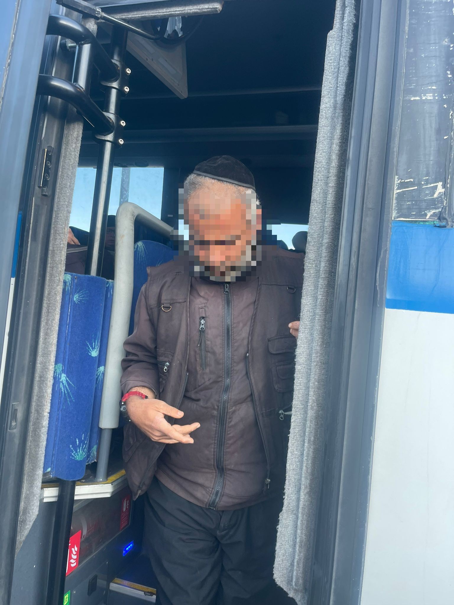 התחזה לחרדי ונעצר - לוחמי מג״ב עצרו שב"ח בדרכו לירושלים