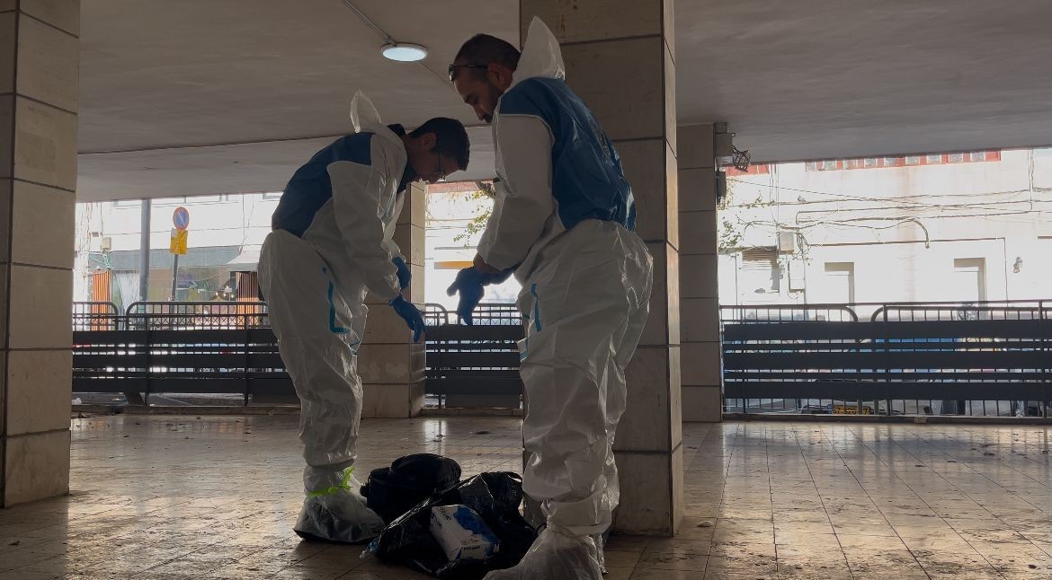 בת 74 אותרה פצועה באורח קשה בדירתה בירושלים, נפתחה חקירה