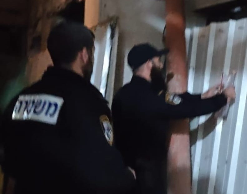 לאחר שהעסיק שב"חים: המשטרה סגרה אתר בנייה באלעד
